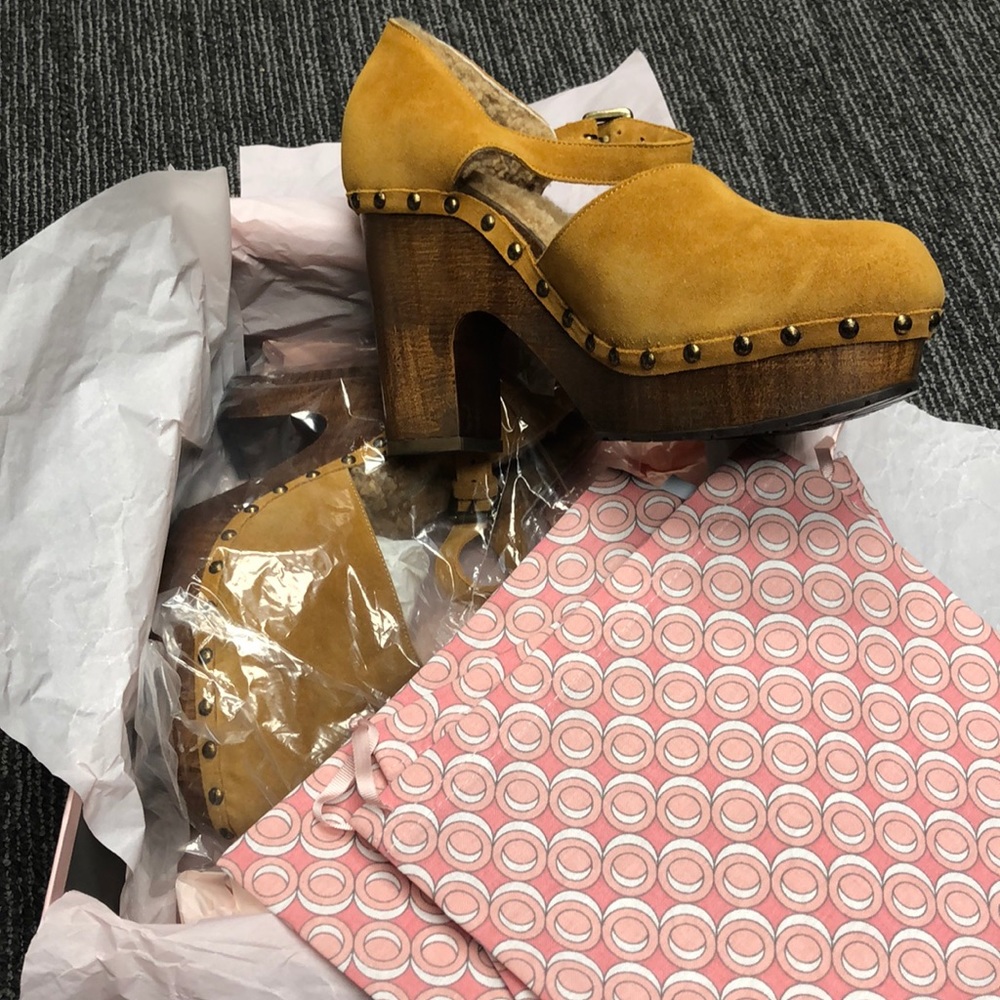 Brand New shearling lined suede clog shoes - Picture 2 of 5
